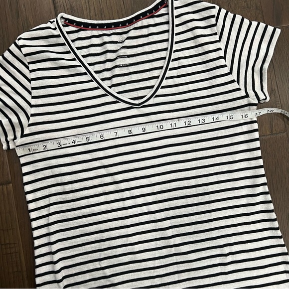 Ripzone Stripped T-Shirt - Picture 10 of 12